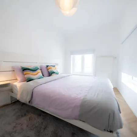 Airport House 3 & Parking Διαμέρισμα