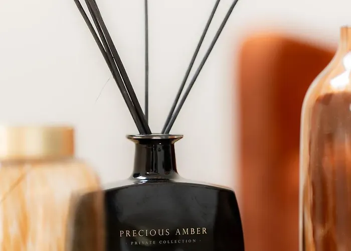 Airport House 3 & Parking Апартаменты *